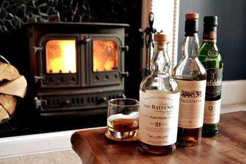 Copperbroc -whisky House In The Scottish Highlands