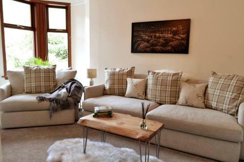Copperbroc -whisky House In The Scottish Highlands