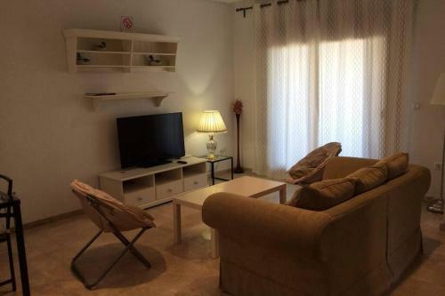 A Cozy Two Bedroom Apartment On The Golf Resort