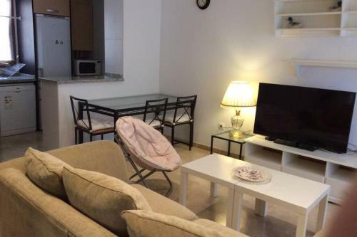 A Cozy Two Bedroom Apartment On The Golf Resort