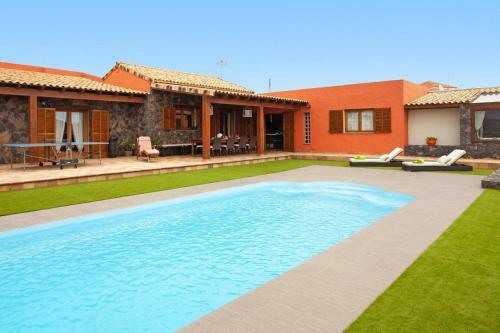 Holiday Home, La Asomada