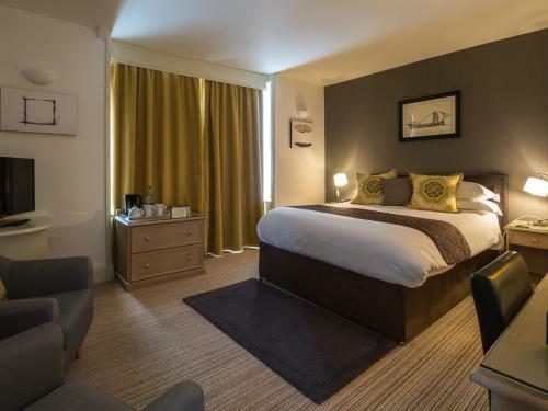 Hostal Beachfield Hotel