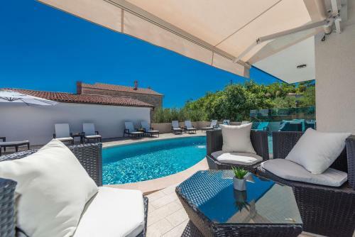 Luxury Apartments Vilamaloca