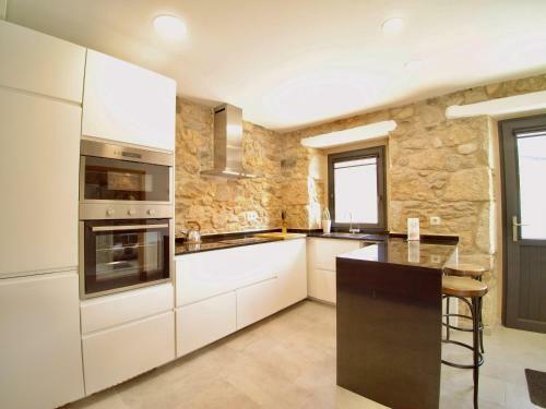 Hostal The Cliffs - Galleon Amieiro