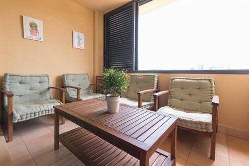Apartamento Edificio Puerta Mitica