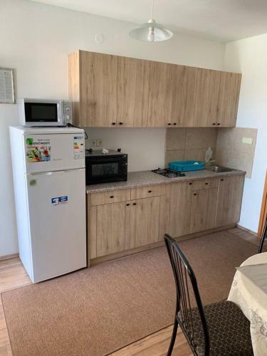 Apartmani Cagani? Villa Bledi