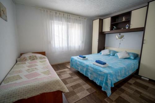 Apartman Mira II