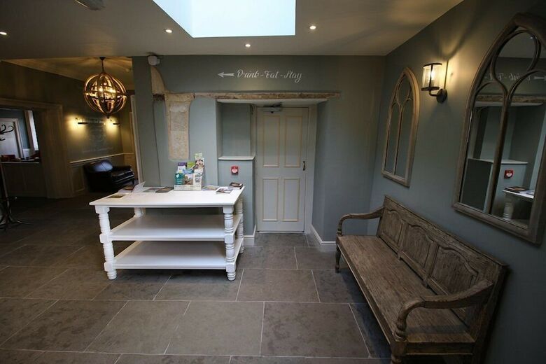 Lansdowne Strand Hotel