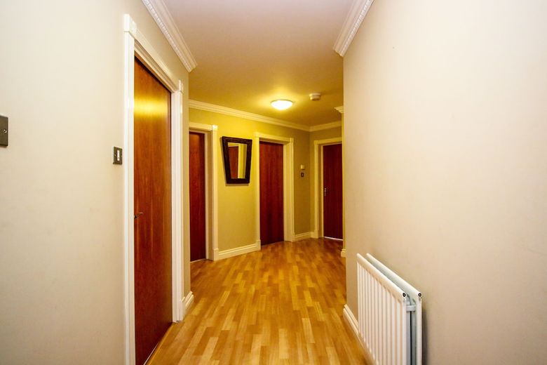 Turnberry Apartments