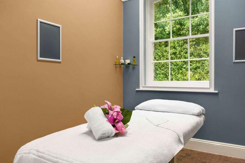 Trenython Manor Hotel & Spa