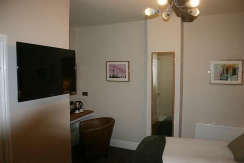 Station Hotel