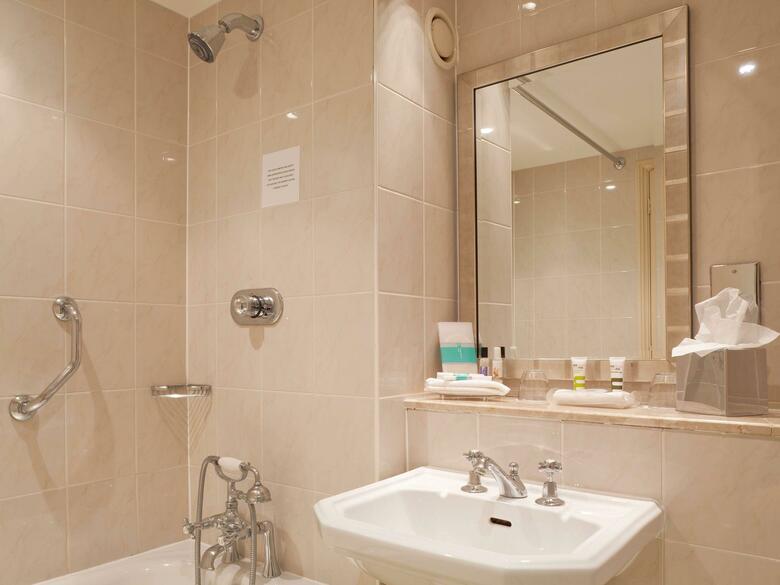 Mercure London Staines-upon-thames Hotel