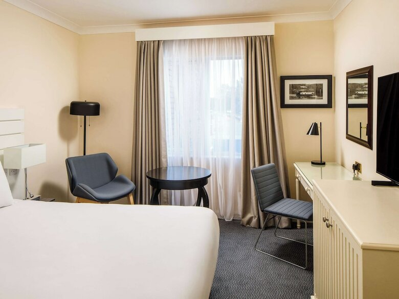 Mercure London Staines-upon-thames Hotel