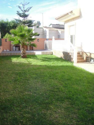 Chalet Muy Cerca de La Playa Con Piscina Privada