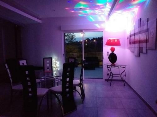 Maison � La Campagne Pr�s de La Ville
