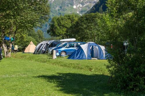 Eienw�ldli Camping And Empty Lots