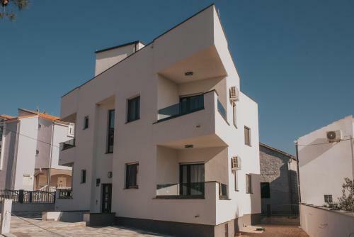 Apartments Piip-ni-more