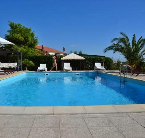 Apartamento Sea La Vie Holiday Home With Pool