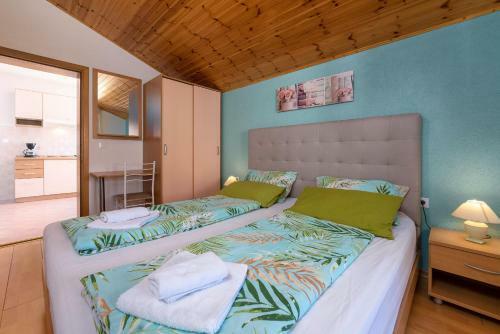 Apartments Miri Vrsar
