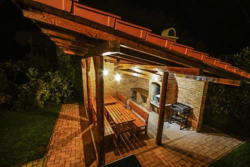 Apartamento Bed & Badacsony