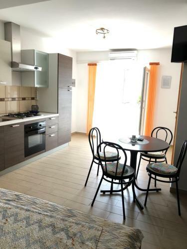 Apartmani Lovren?i?