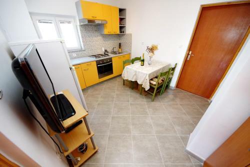 Apartmani ?ime Vrsi