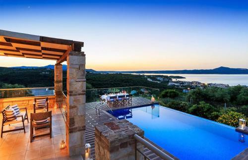 Villa Asteriskos & Vereniki Sea View From Mountains