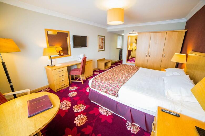 Curran Court Hotel
