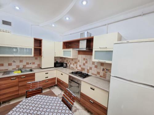 Extra Grand Apartments Two Bedrooms Ultracentral
