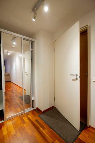 2ndhomes Luxury Kamppi Center Apartment With Sauna