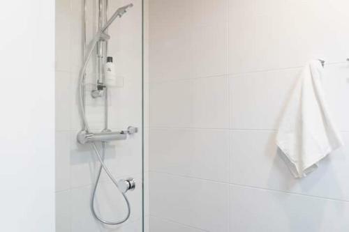 Apartamento Stylish New 1br Apt In Aurinkolahti