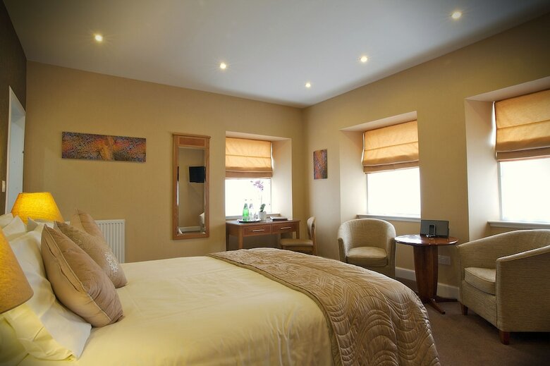 Laichmoray Hotel