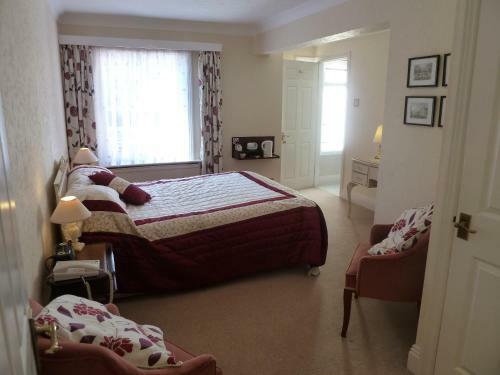 Tyrrells Ford Hotel