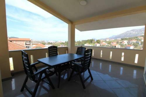 Apartamento 2bd Modern Apt In Rena W/ 2 Big Balconies Deska
