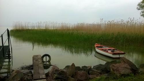 Lovely Apartment At Balatonfenyves