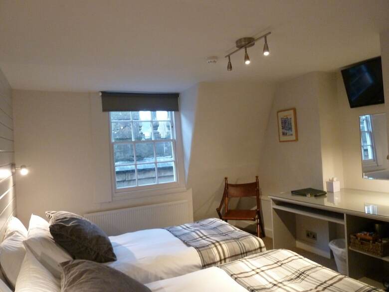 Hostal Edgar Townhouse