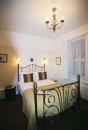 Milton House Bed And Breakfast