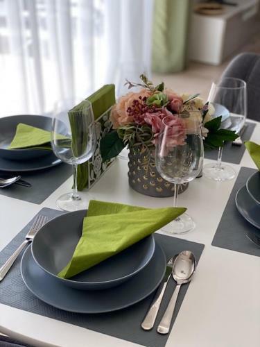 Lelle Sun And Pool Apartments