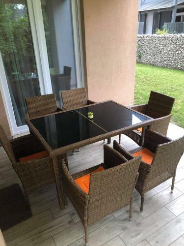 Lido Nappali + 3 H�l� Apartman