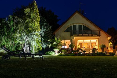 Viktoria House