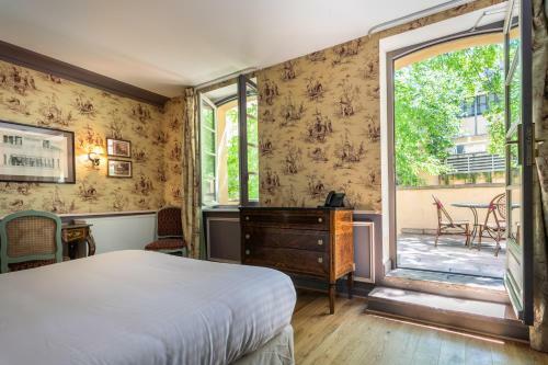 Hotel Caf� De Paris