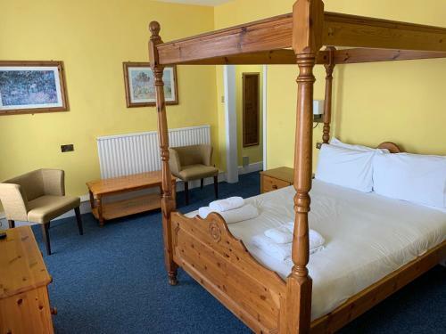 Yelf's Hotel