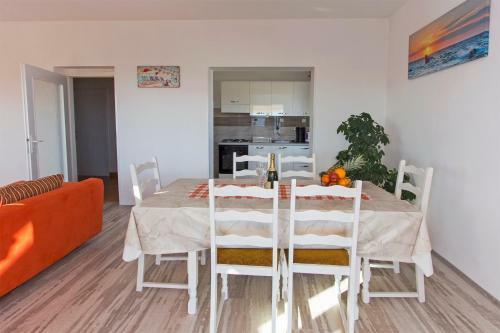 Apartamentos Nella
