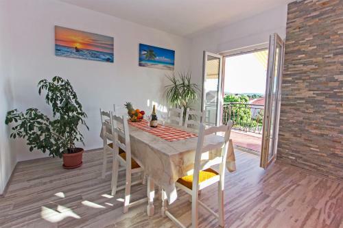 Apartamentos Nella