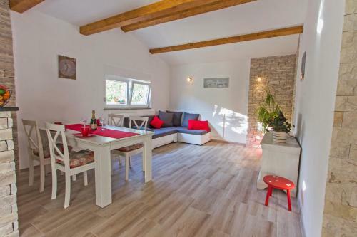 Apartamentos Nella