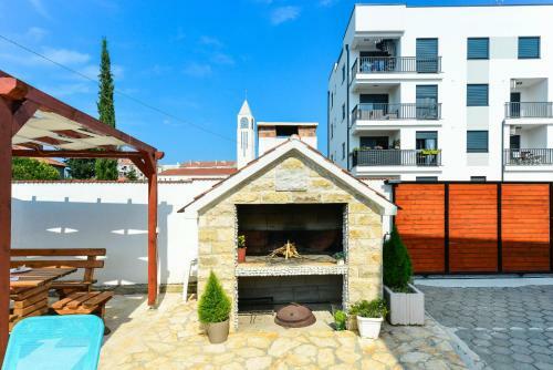 Holiday Home Kiara With Pool