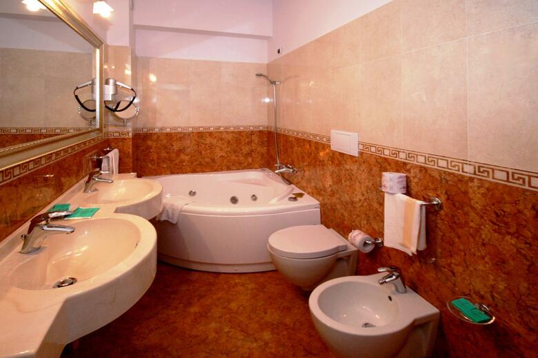 Hotel Santa Lucia And Le Sabbie D Oro