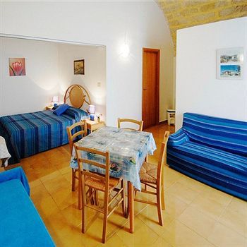 Hotel Terrasini 2000 - Case Vacanze(.)