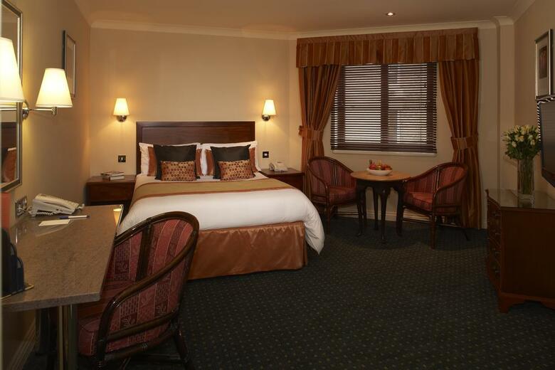 Bull Hotel