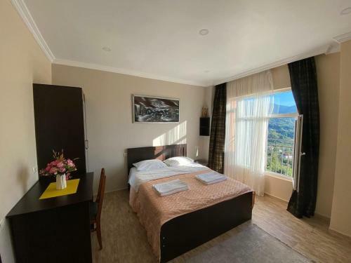 Hostal Chakvi View Guest House